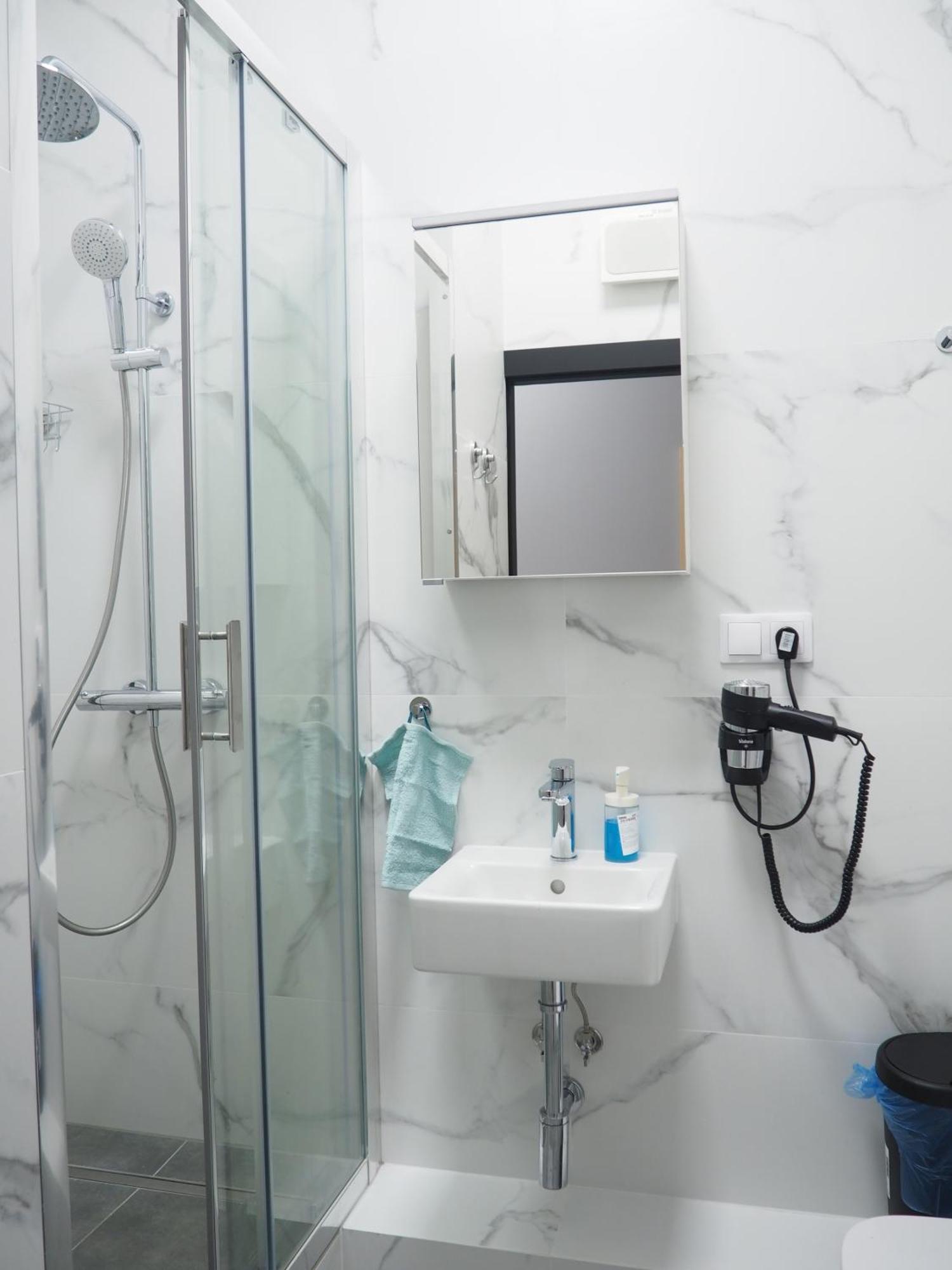 Sleep & Go A13 Apartment Warsawa Bagian luar foto